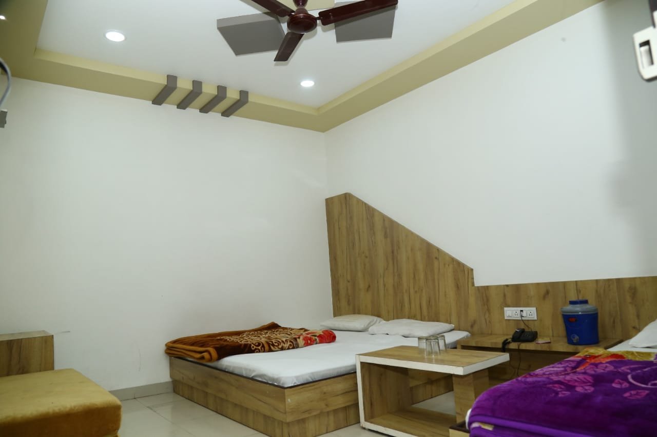 Hotel Shree DwarkaDhis Palace, Ujjain