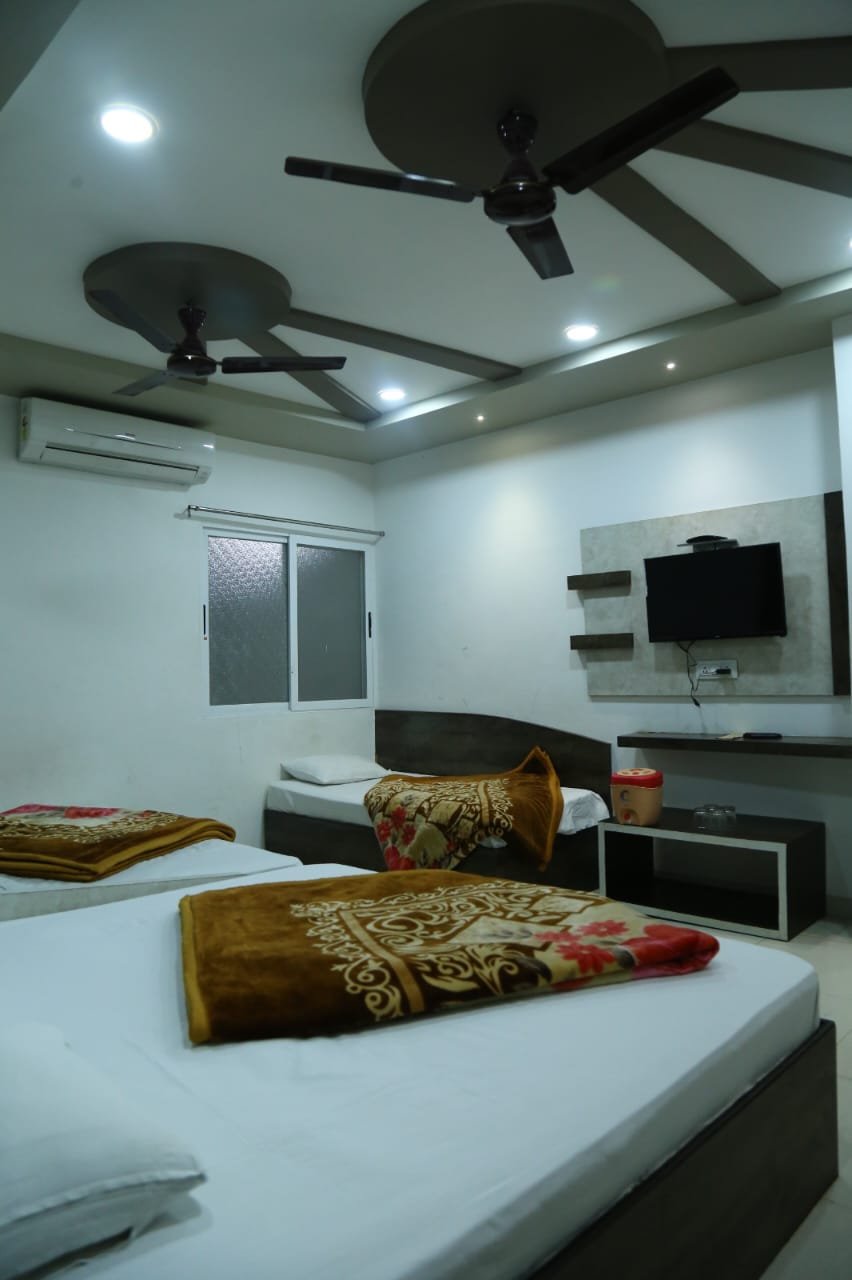 Hotel Shree DwarkaDhis Palace, Ujjain