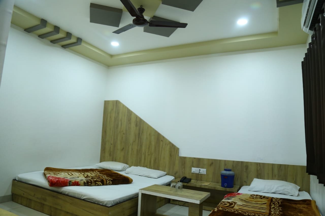 Hotel Shree DwarkaDhis Palace, Ujjain